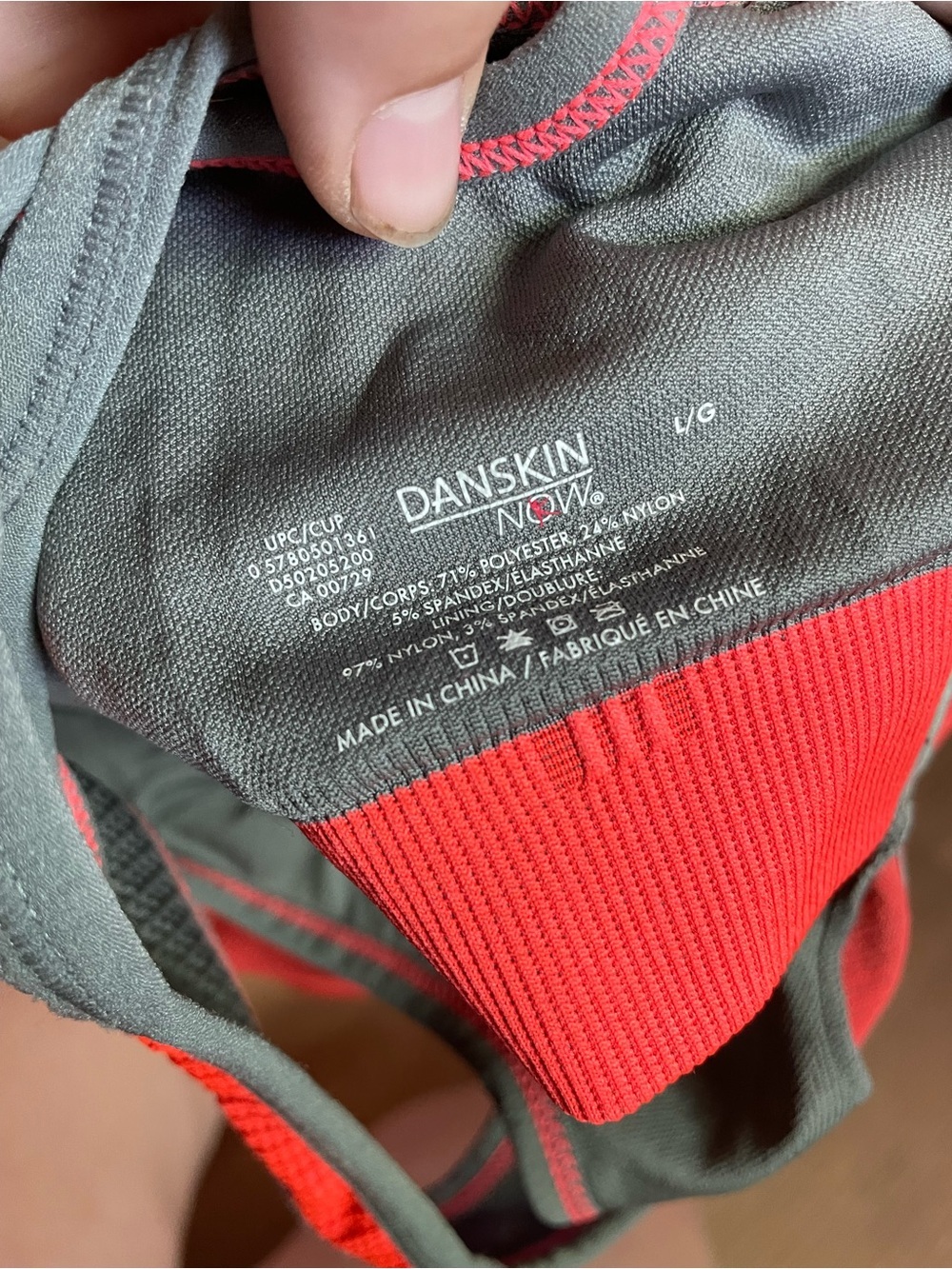 🐱 Danskin Now | Criss Cross Back Sports Bra - Picture 2 of 4
